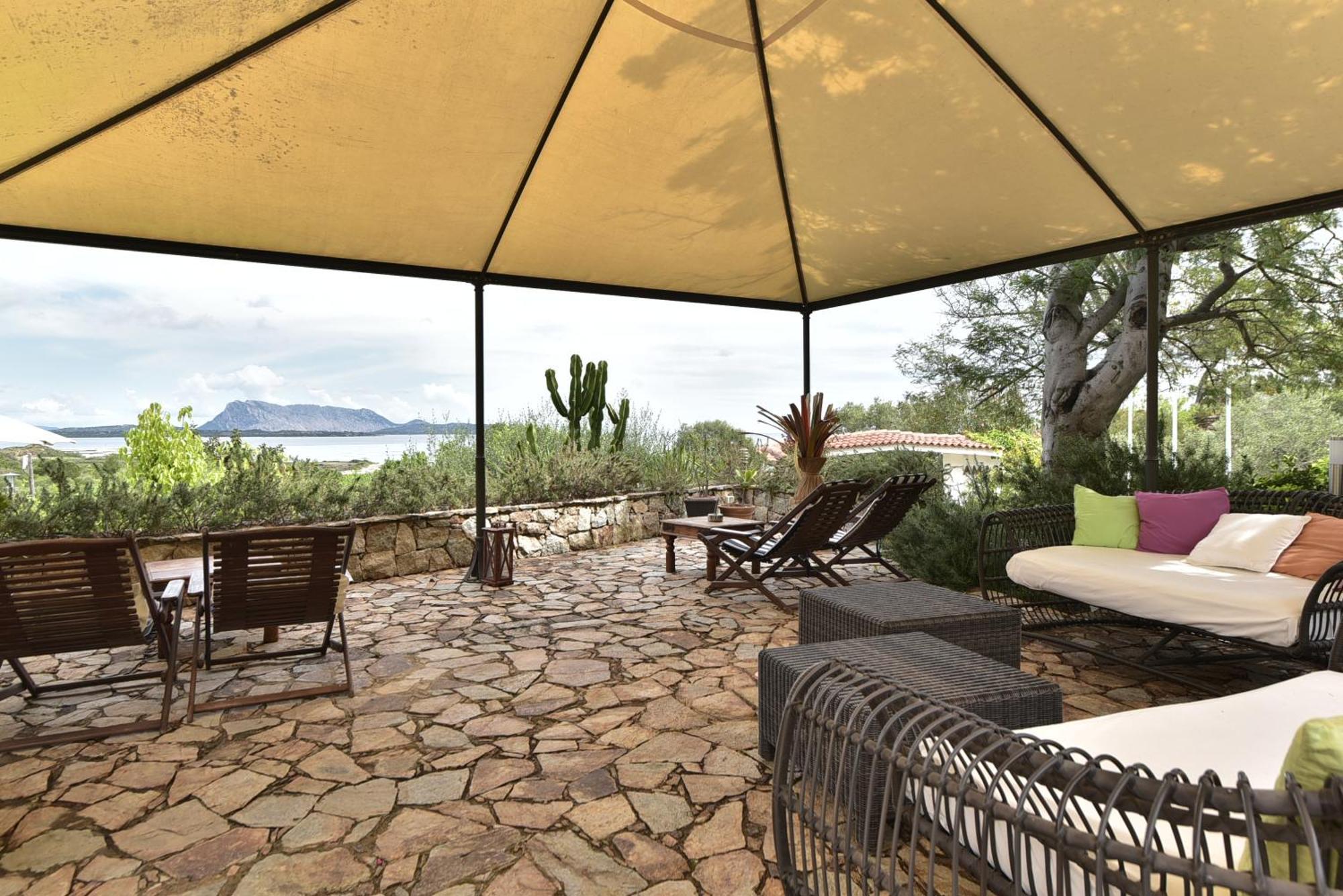 Villa Minda Lodge & View San Teodoro  Εξωτερικό φωτογραφία